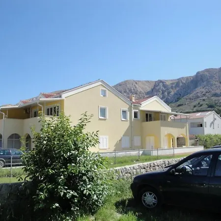 In Mit Eigenem Balkon By Interhome Baška