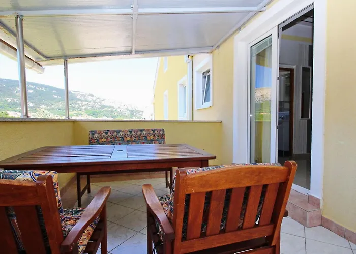 Apartman In Mit Eigenem Balkon By Interhome *