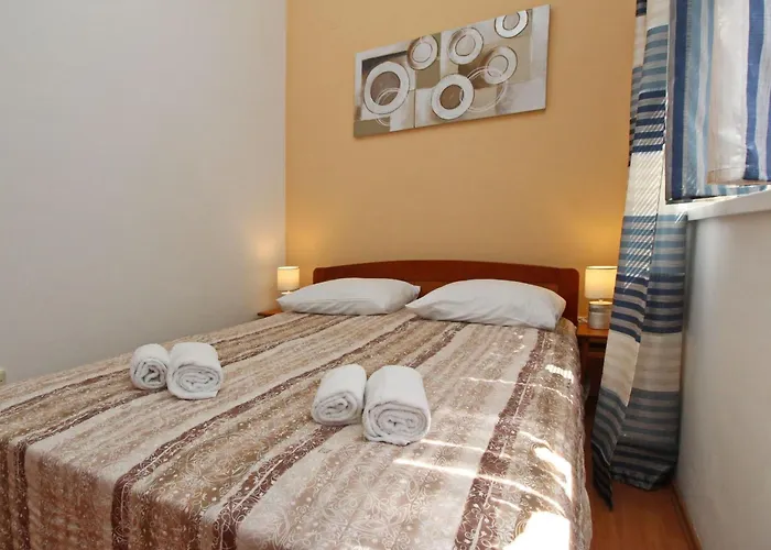 In Mit Eigenem Balkon By Interhome Apartman Baška